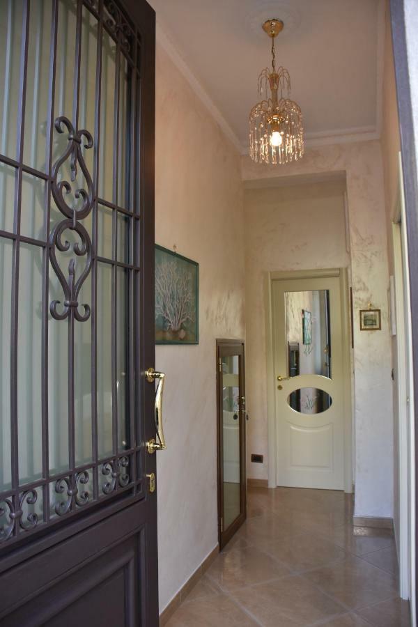Il Corallo Rosso Giardini Naxos Exterior foto